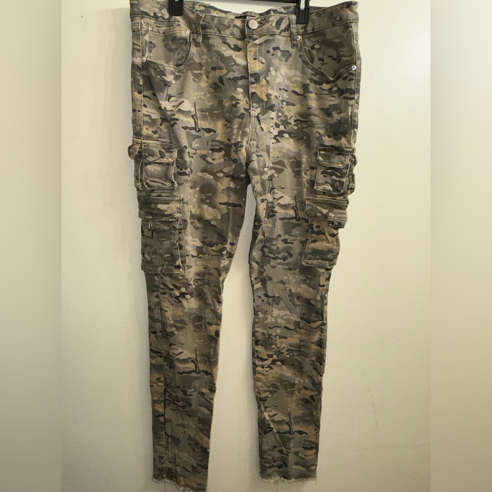 Novamen Camo Cargo Pants Mens 38 Stacked Tactical Military Streetwear